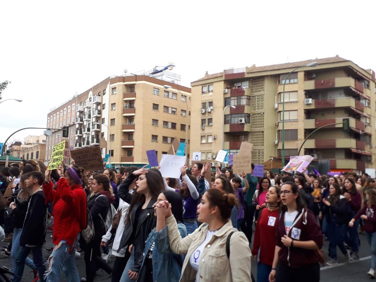 Fotogalería: Así ha sido la mañana del 8M en Sevilla