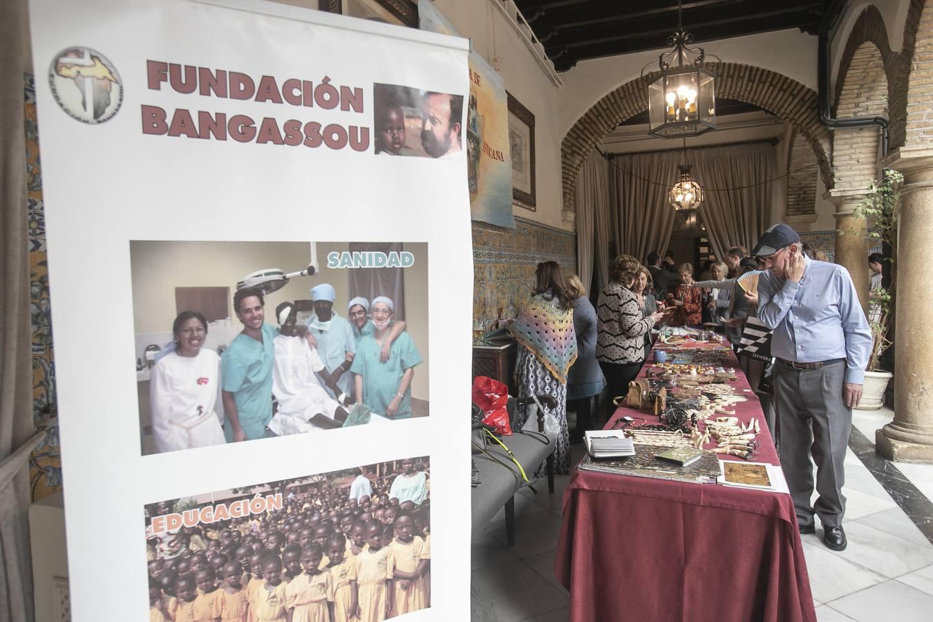 La comida solidaria de la Fundación Bangassou, en imágenes