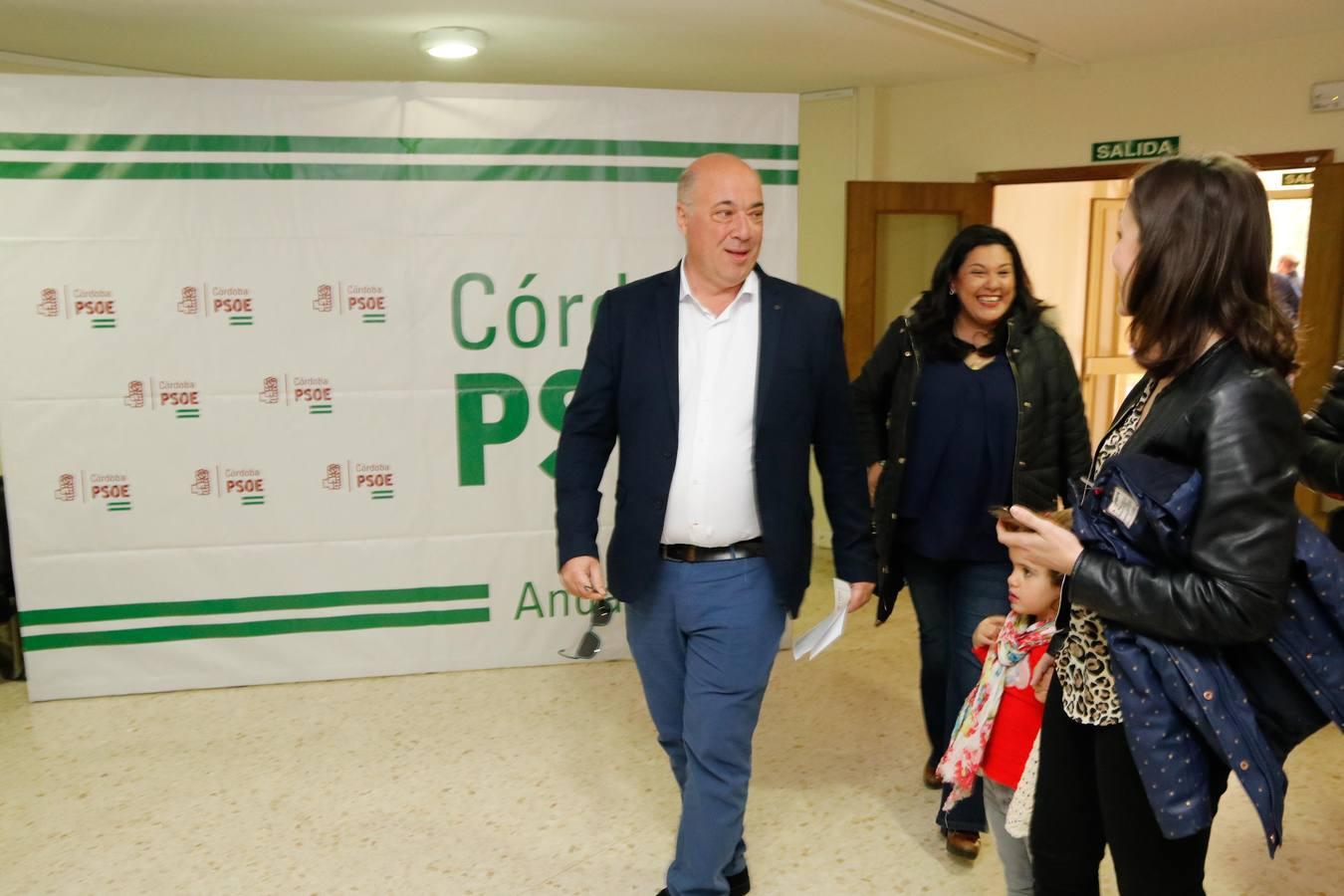 El tenso comité provincial de las listas del PSOE en Córdoba, en imágenes