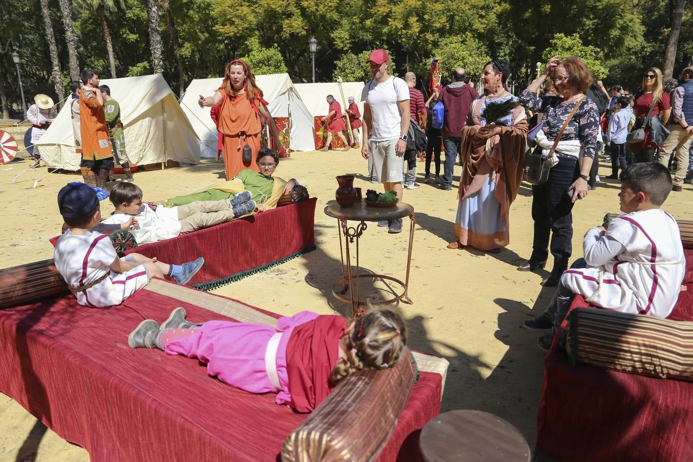 El Prado de San Sebastián en Sevilla se transforma en un campamento romano