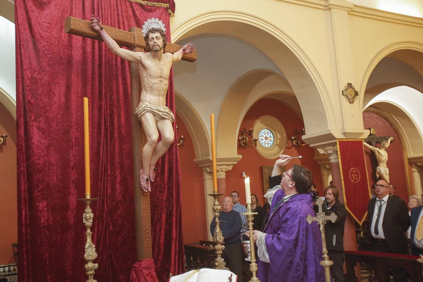 La bendición de la nueva imagen de San Dimas en Córdoba, en imágenes