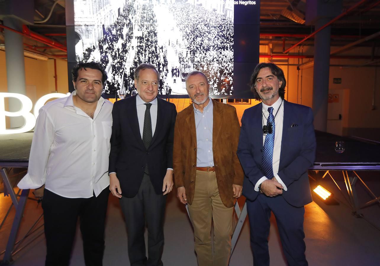 Alfonso Sánchez, Álvaro Rodríguez Guitart, Arturo Pérez Reverte y José María Arenzana