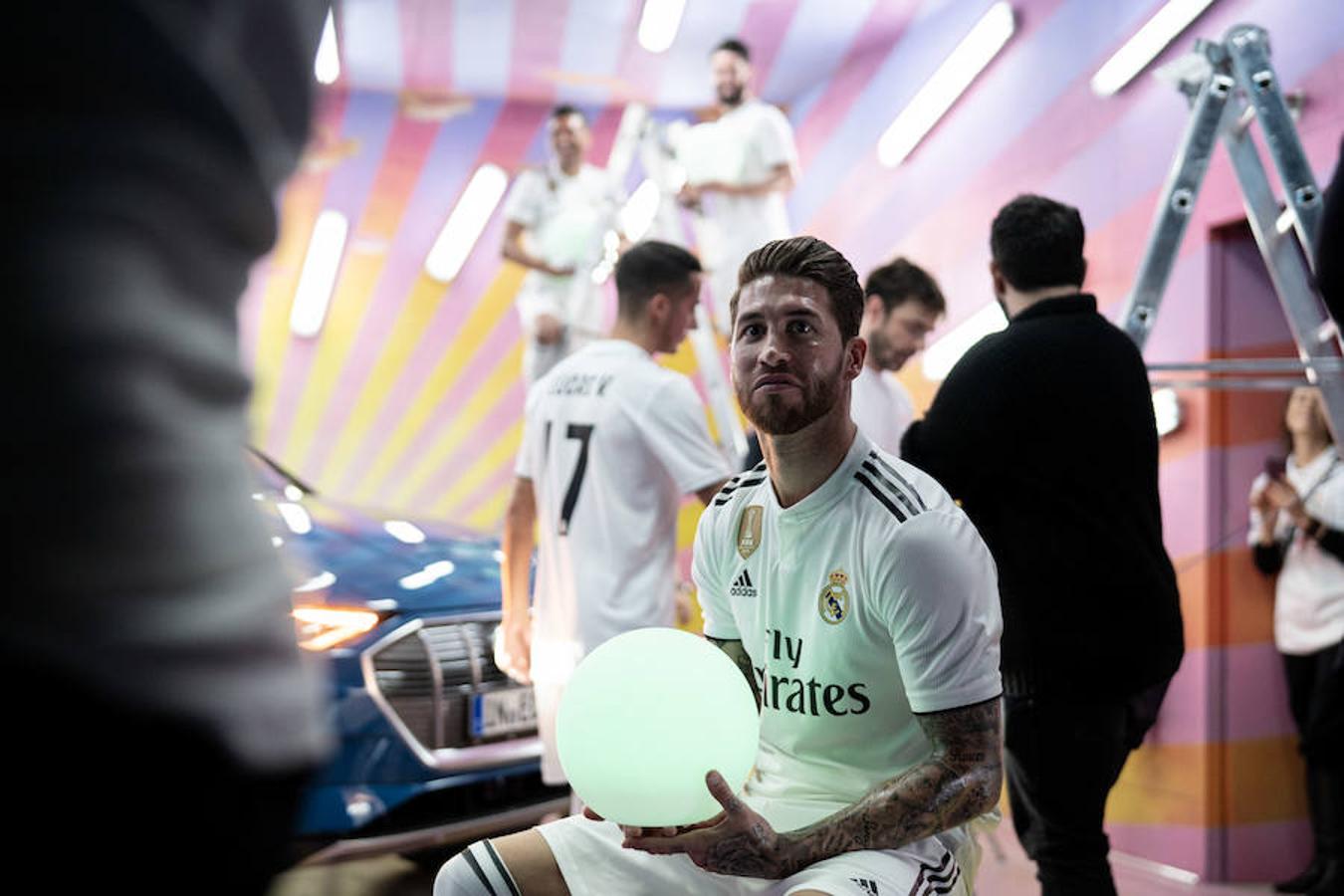 Así se hizo el espectacular posado de los jugadores del Real Madrid con el e-tron