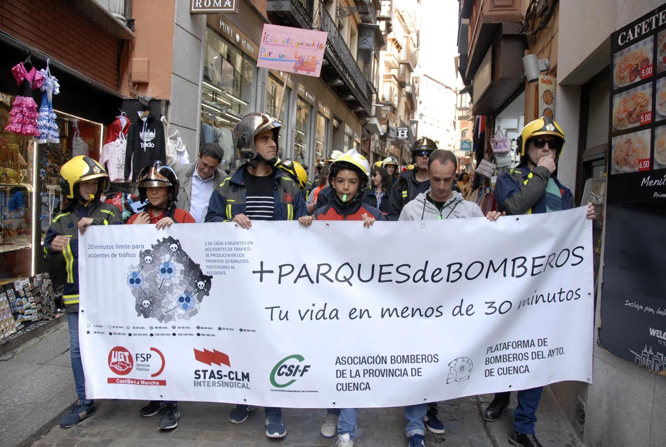 Los bomberos de la región protestan en Toledo