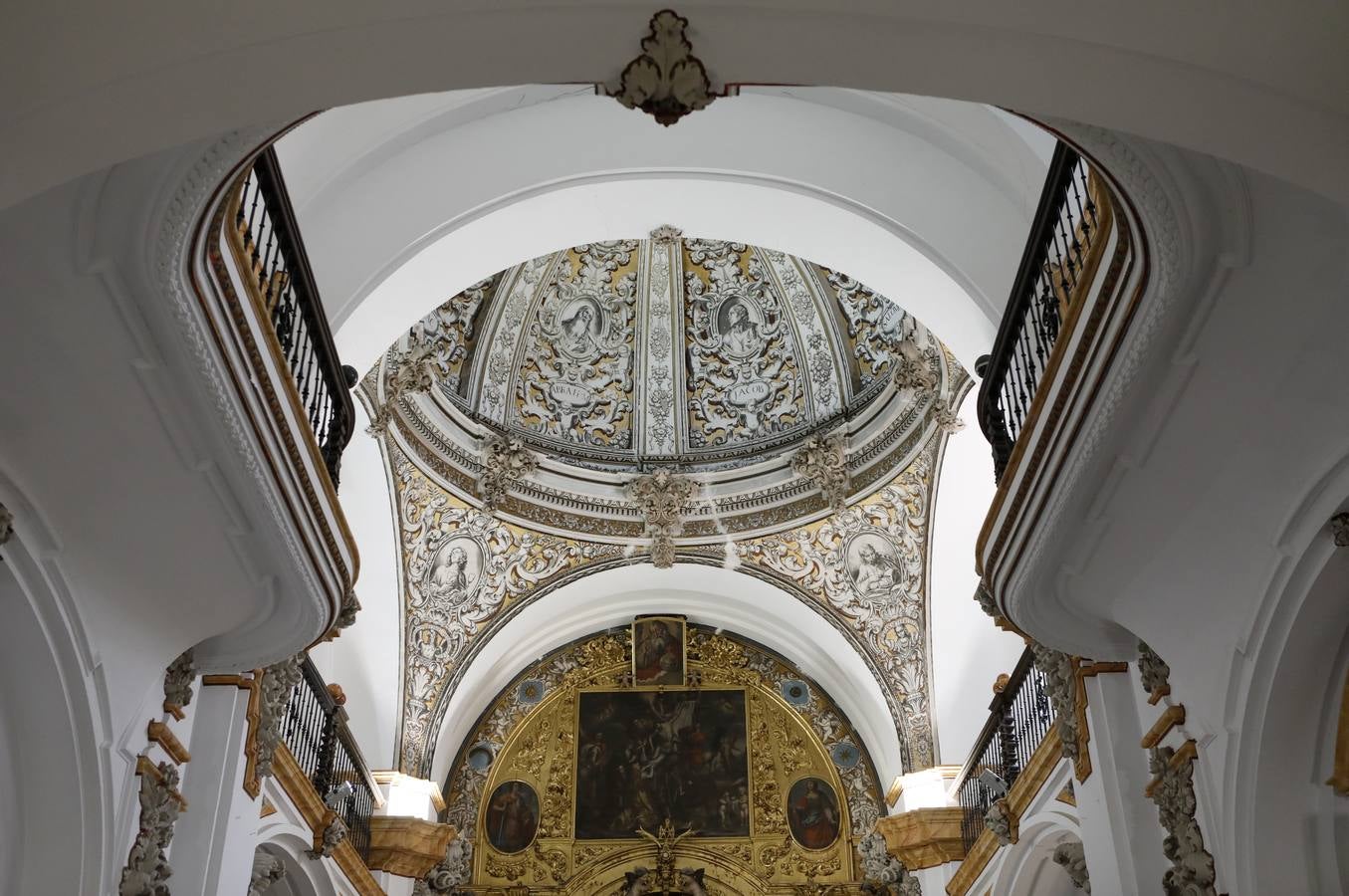 Los secretos de la capilla de la Asunción, en el Instituto Góngora de Córdoba, en imágenes