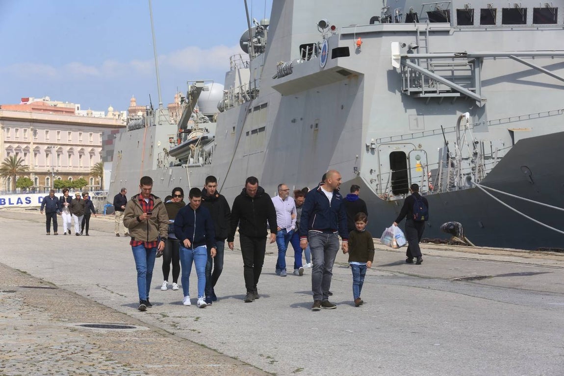 FOTOS: Homenaje de la Armada a la figura de Blas de Lezo en Cádiz