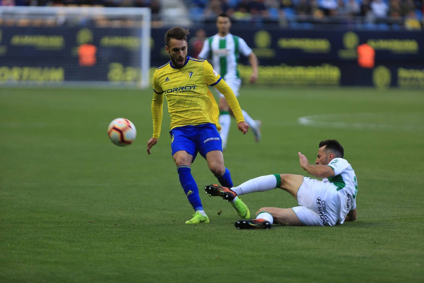 FOTOS: Cádiz CF - Córdoba CF en Carranza