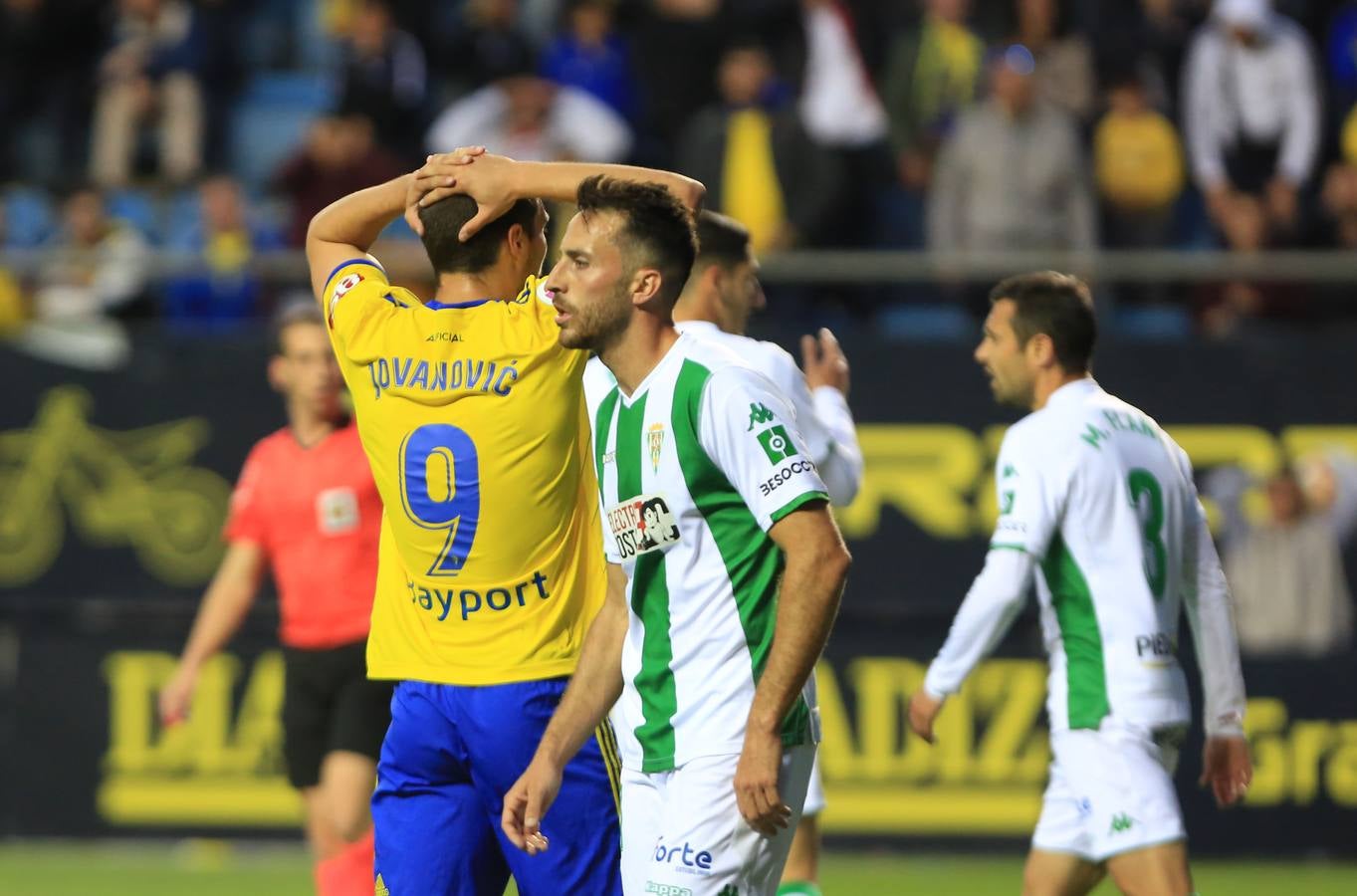 FOTOS: Cádiz CF - Córdoba CF en Carranza