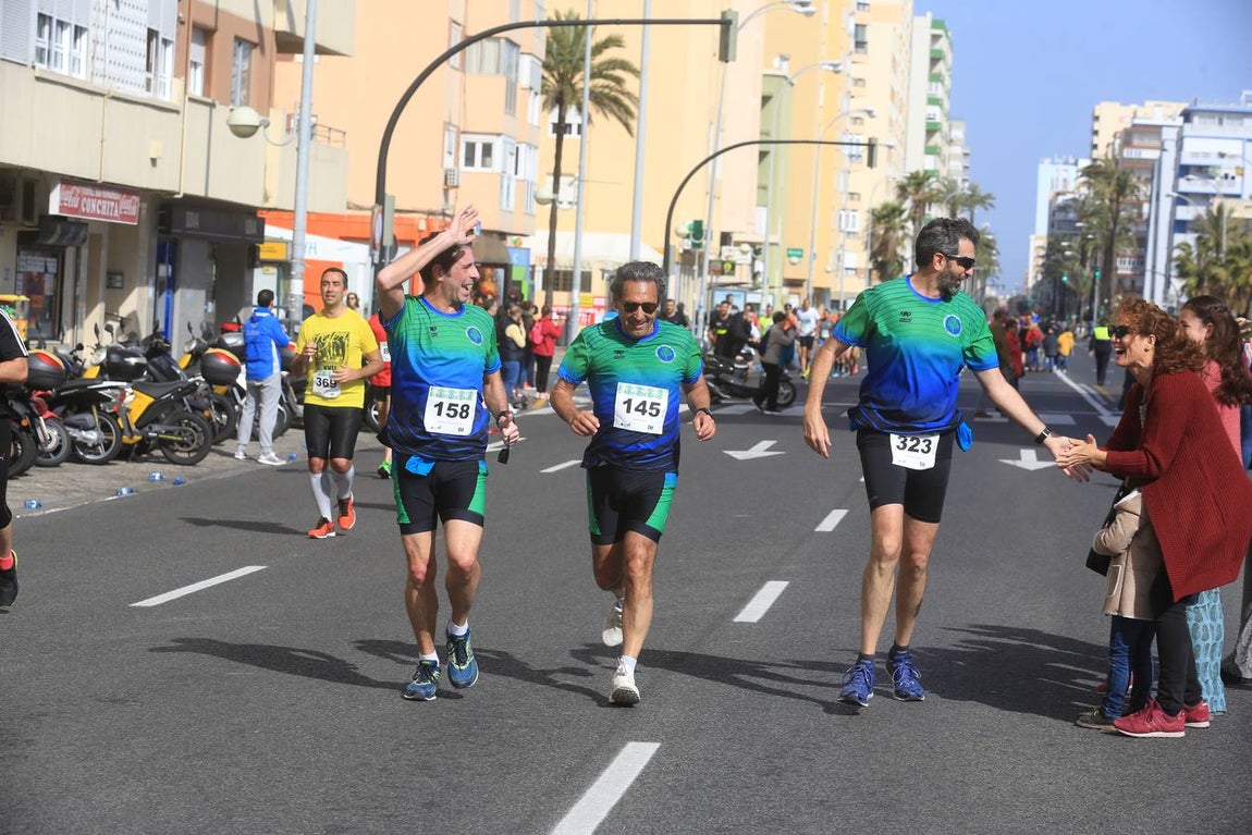 FOTOS: Búscate en la Media Maratón Bahía de Cádiz 2019