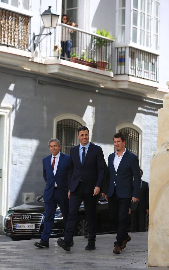 Las fotos de la visita de Pedro Sánchez a Cádiz