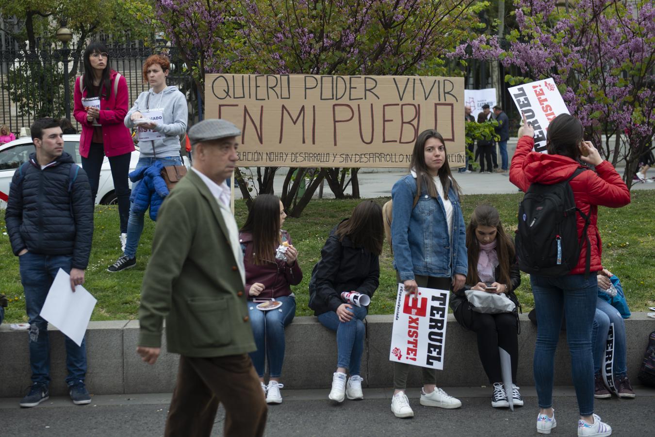 En imágenes: La manifestación contra la despoblación rural en España