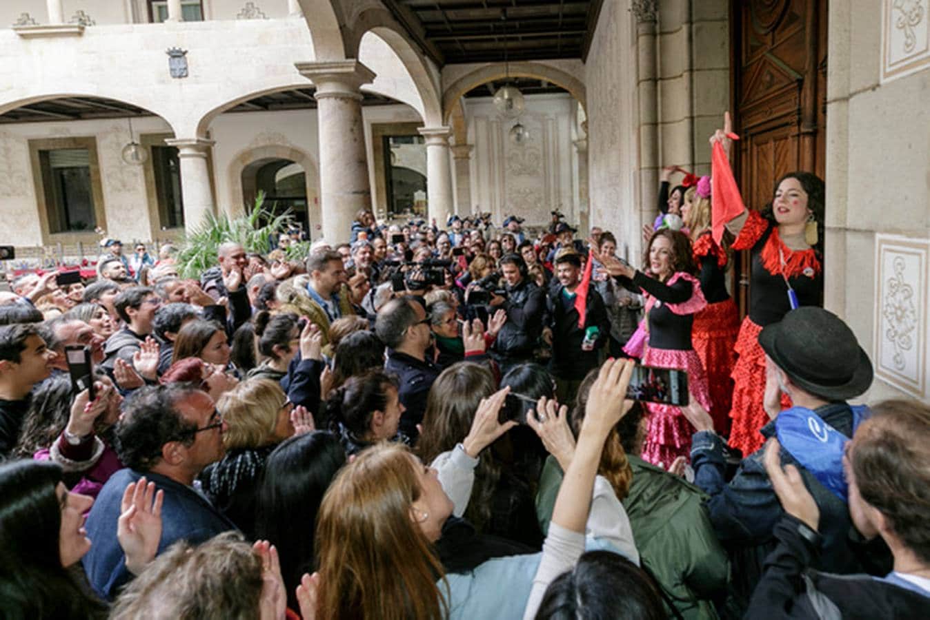 El Carnaval de Cádiz se hace grande en Barcelona