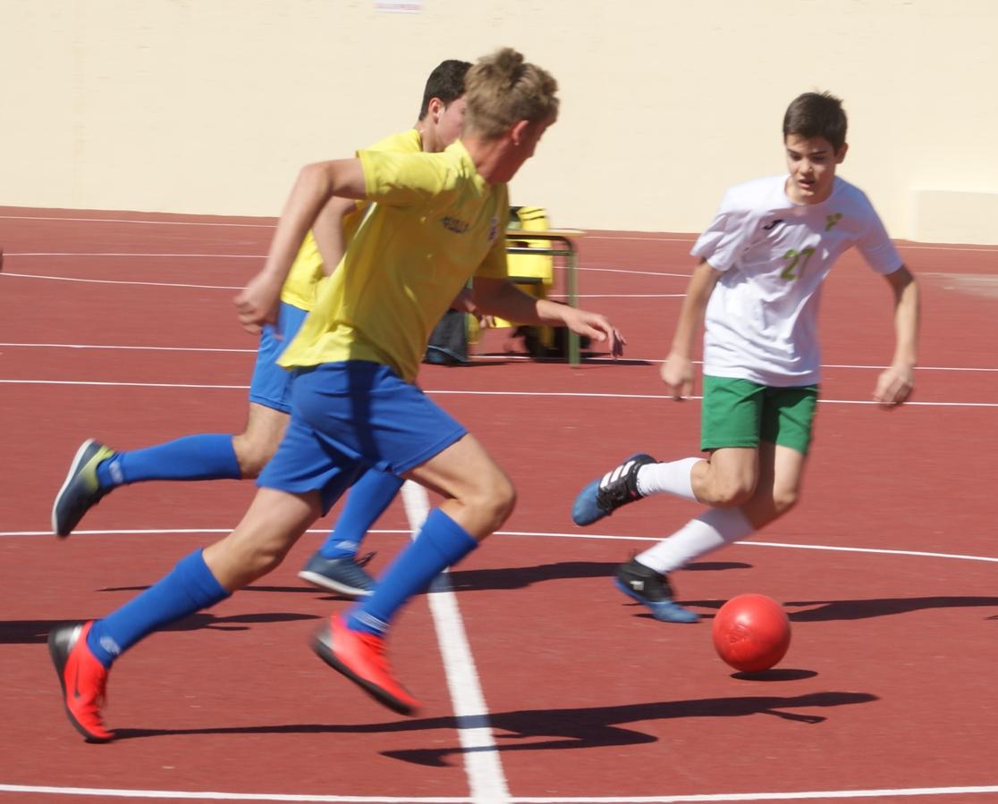Las mejores imágenes del partido entre Institución La Salle y Jesús Maestro &quot;B&quot;