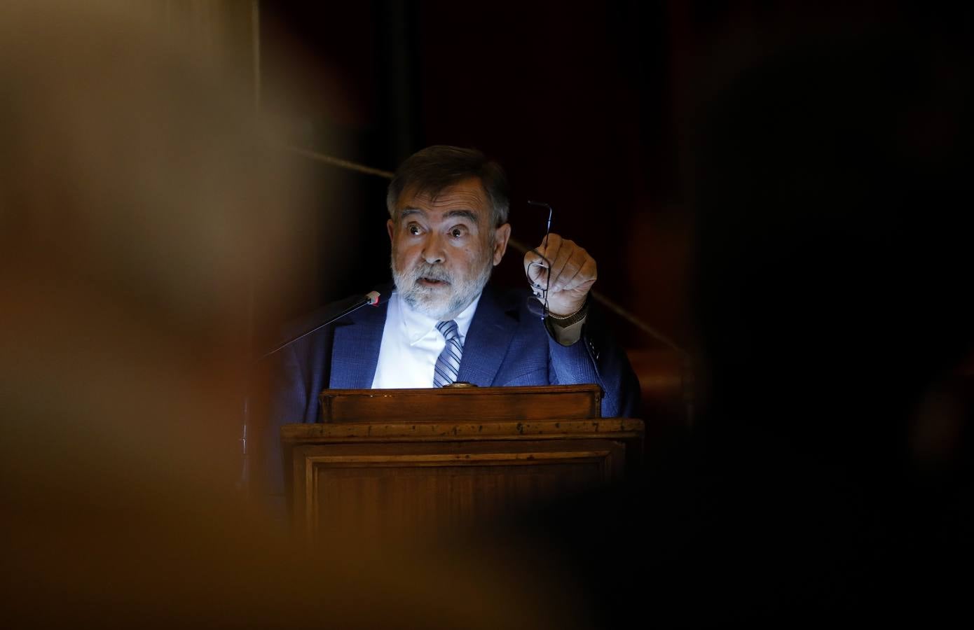 La conferencia de José Calvo Poyato en el foro «El Templo de Córdoba», en imágenes