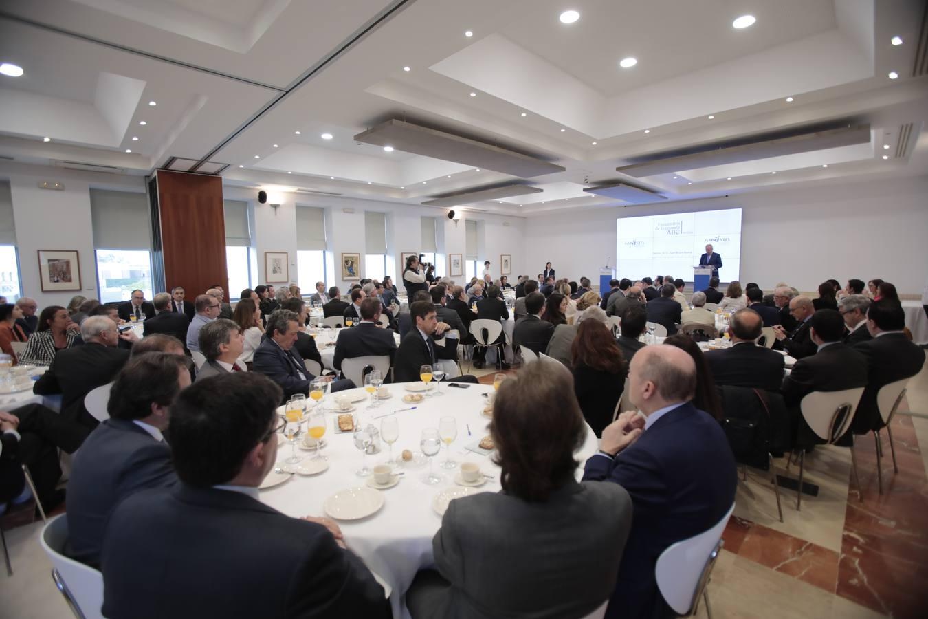 Encuentro de Economía con el consejero de Hacienda en la Casa de ABC