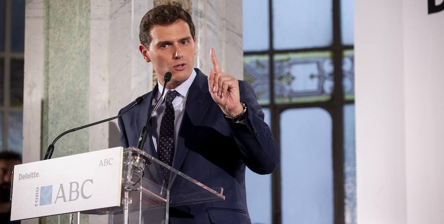 Albert Rivera, presidente de Ciudadanos ha prometido en el Foro ABC-Deloitte «no hacer presidente a Sánchez». 