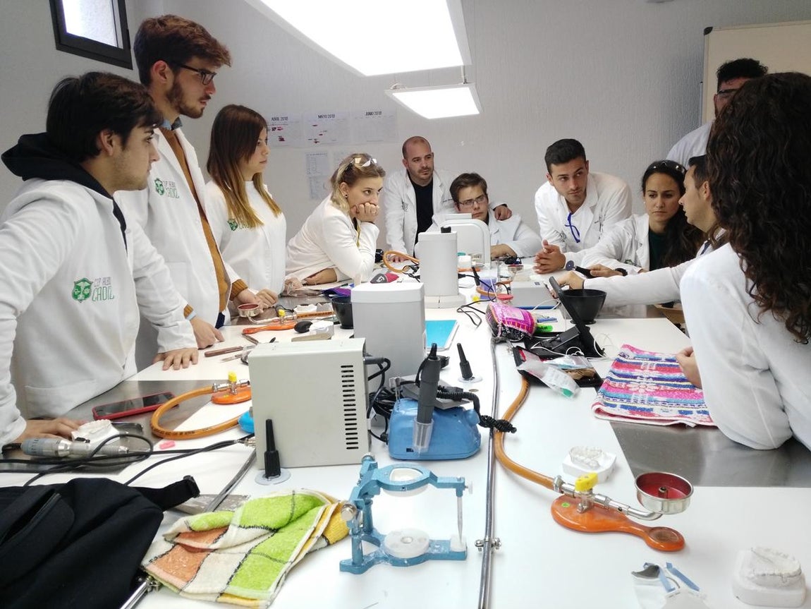 La Fundación Albor Cádiz presenta el primer campus superior de FP sanitario