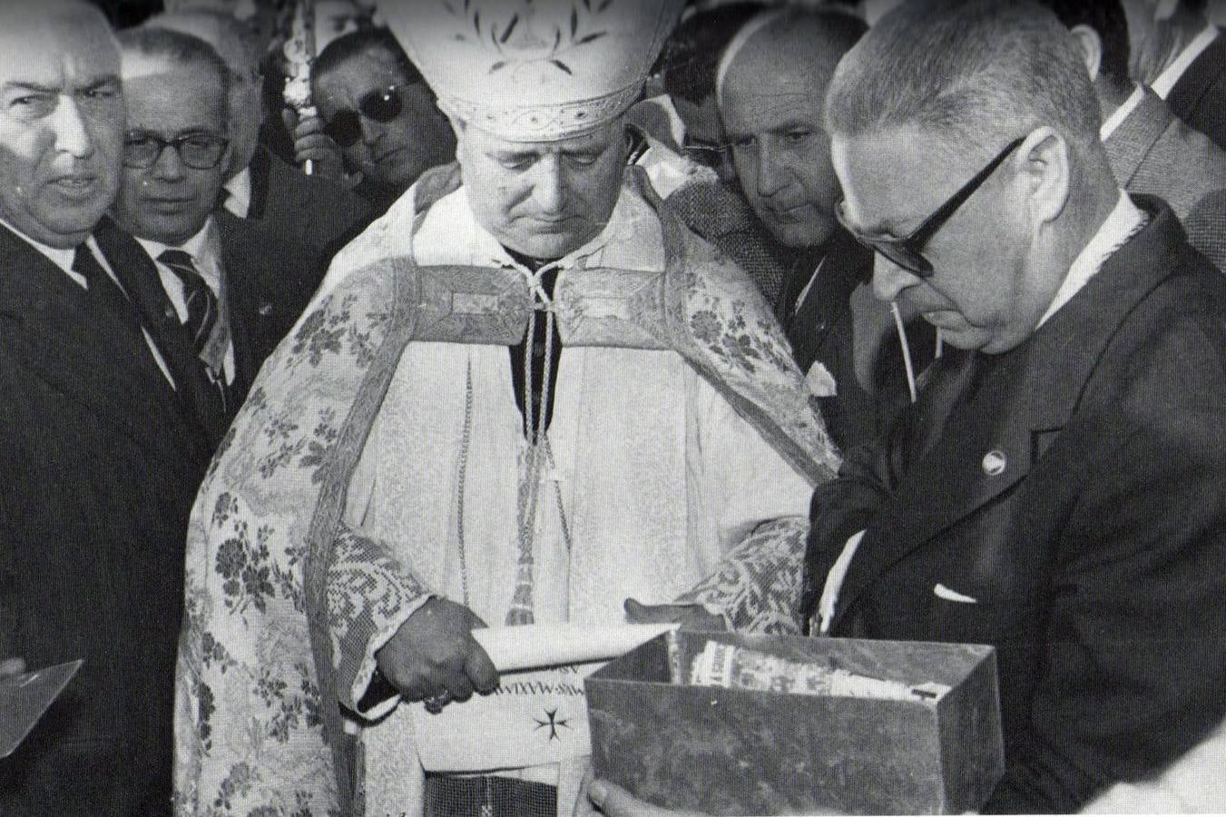 Las imágenes de la ermita de El Rocío en construcción, hace ahora 50 años