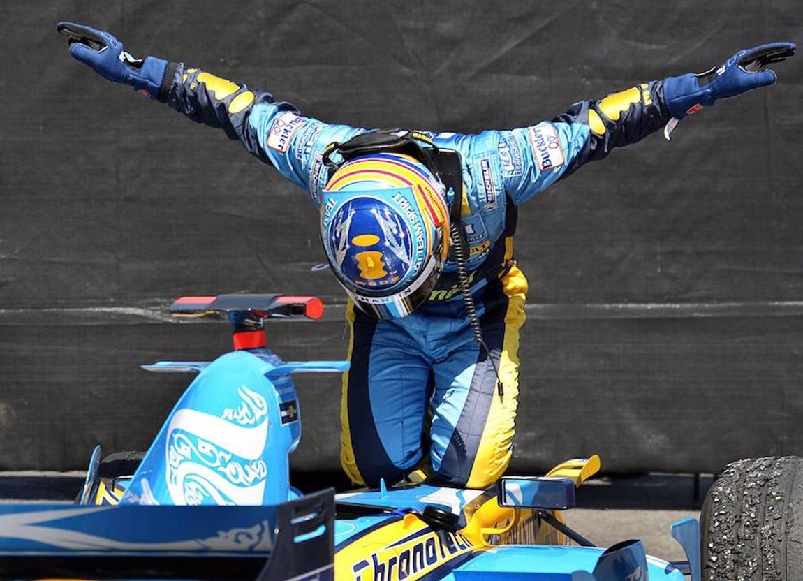 Hecho a sí mismo por la afición de su padre, Fernando Alonso fue dos veces campeón del mundo (2005 y 2006) y convirtió a la Fórmula 1 en un deporte de masas en España