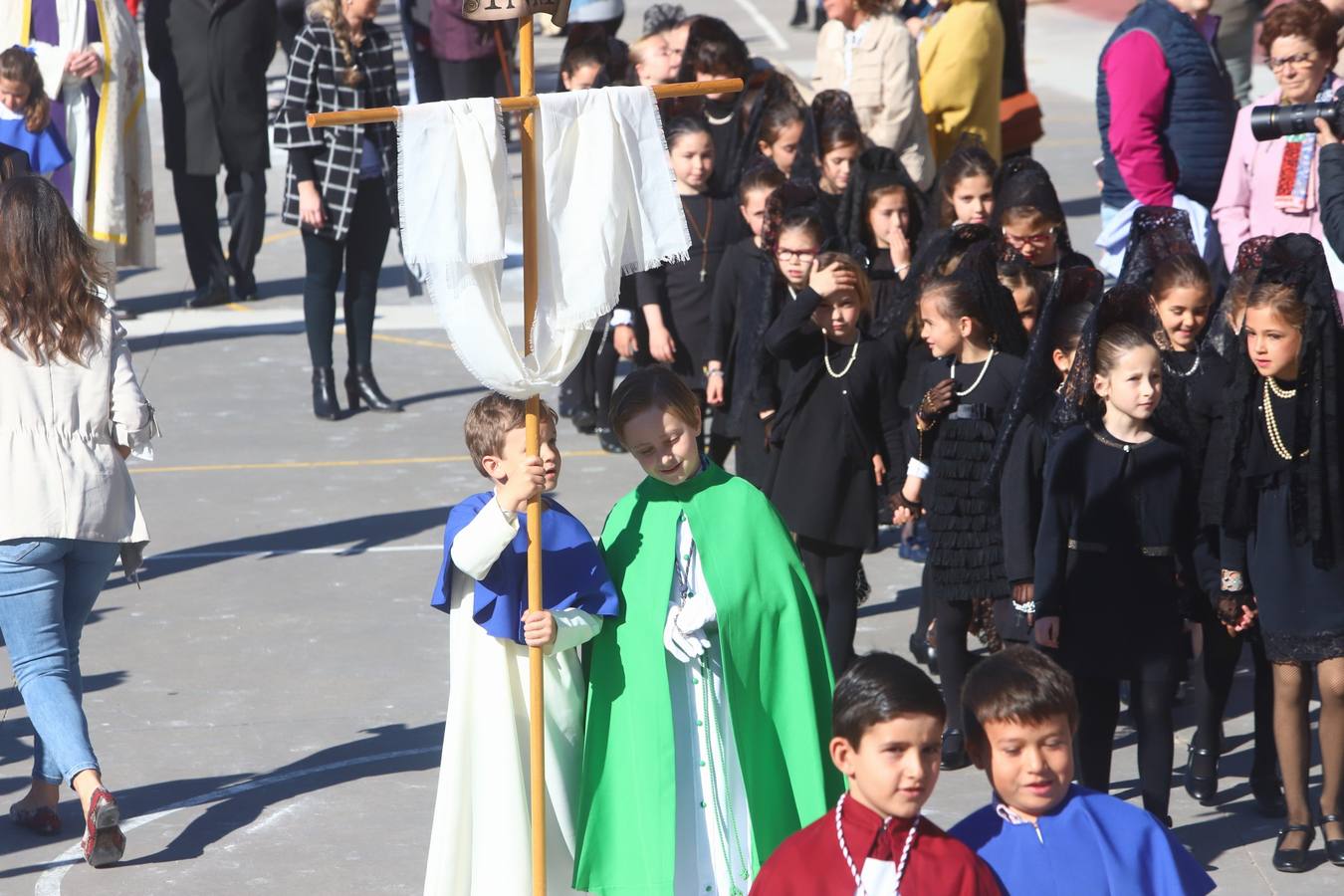 La Semana Santa «chiquita» del colegio La Salle de Córdoba, en imágenes