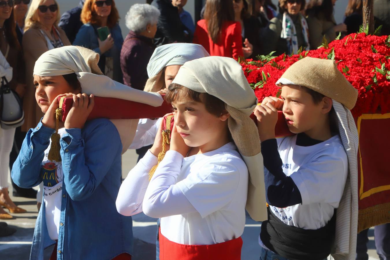 La Semana Santa «chiquita» del colegio La Salle de Córdoba, en imágenes