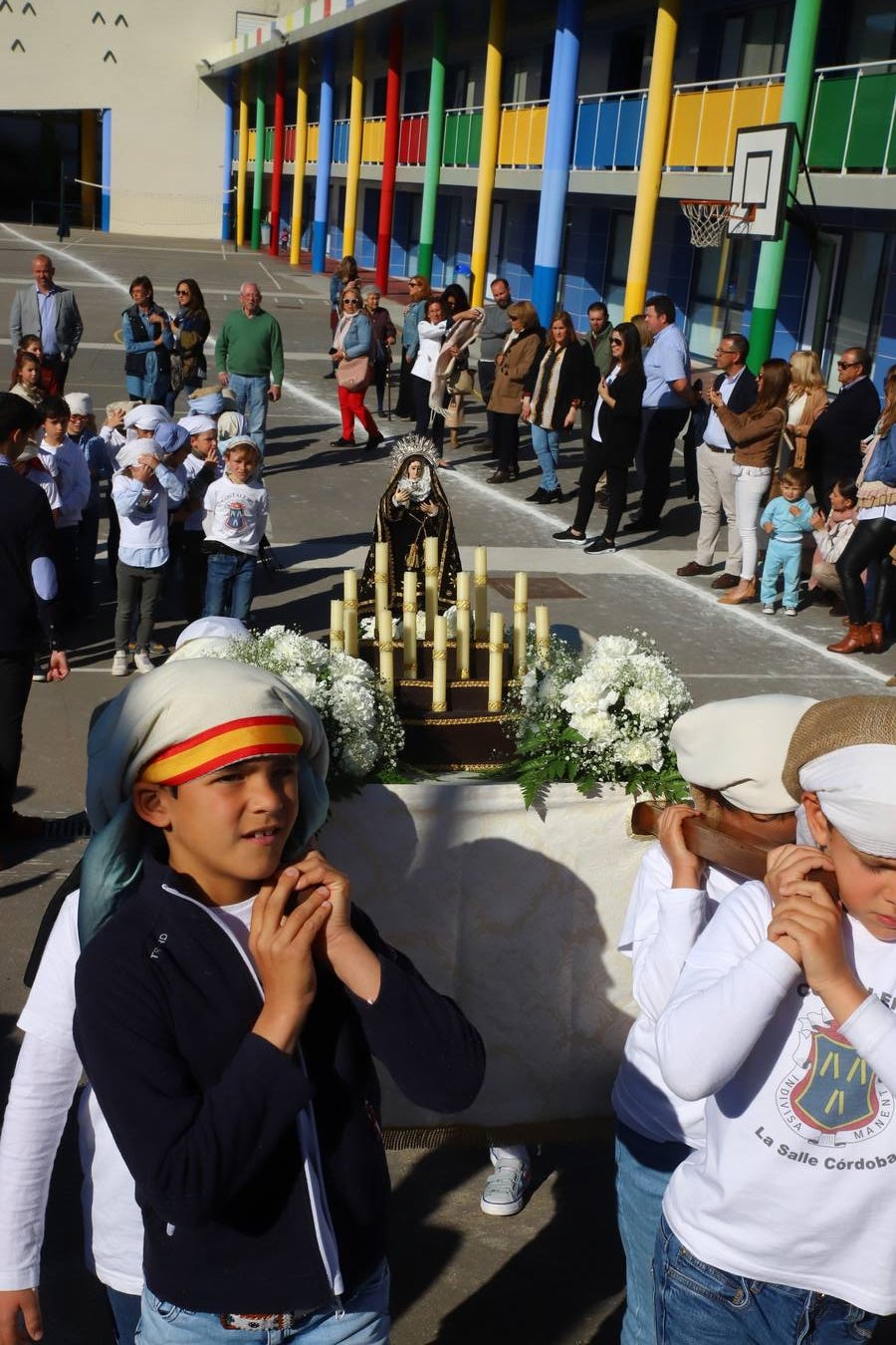 La Semana Santa «chiquita» del colegio La Salle de Córdoba, en imágenes