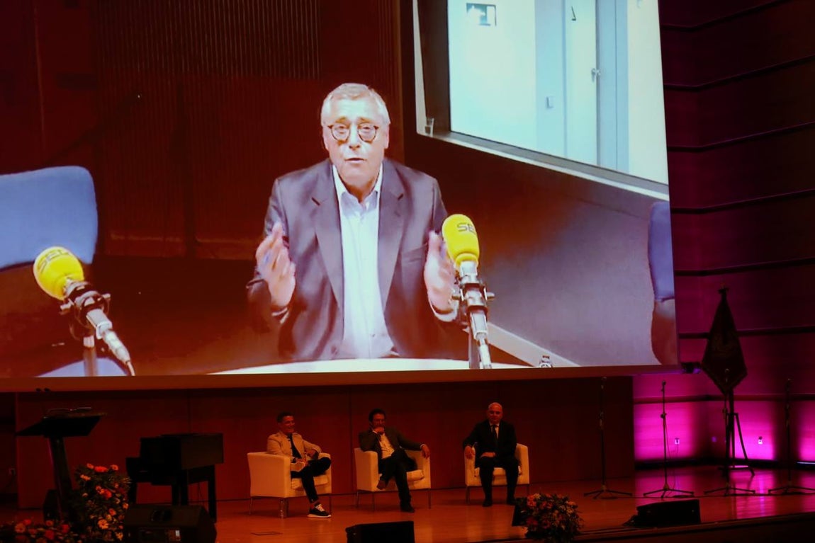 Alejandro Sanz ya es Hijo Adoptivo de Cádiz