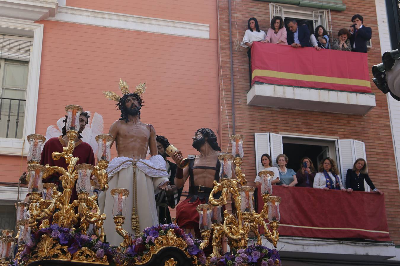 En imágenes, salida procesional de Jesús Despojado el Domingo de Ramos