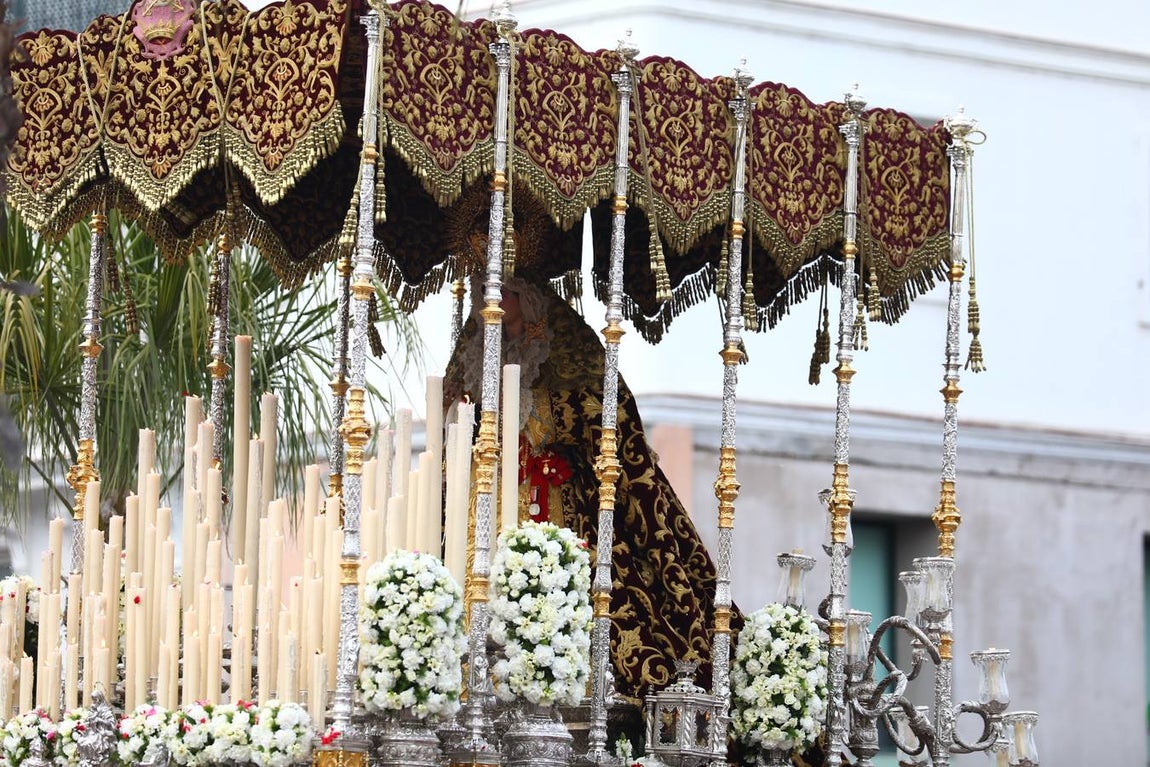 FOTOS: Humildad y Paciencia en la Semana Santa de Cádiz. Domingo de Ramos