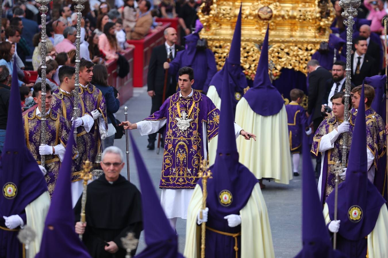 FOTOS: Humildad y Paciencia en la Semana Santa de Cádiz. Domingo de Ramos