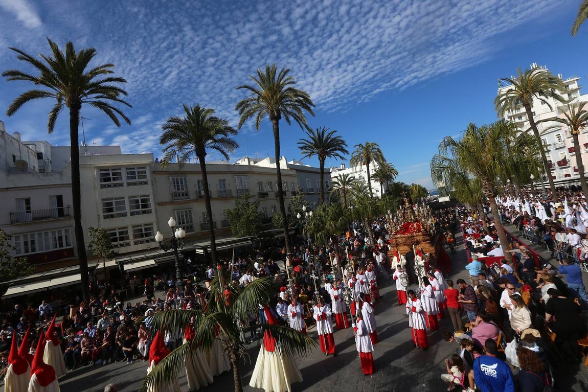 FOTOS: Las Penas en la Semana Santa de Cádiz 2019. Domingo de Ramos