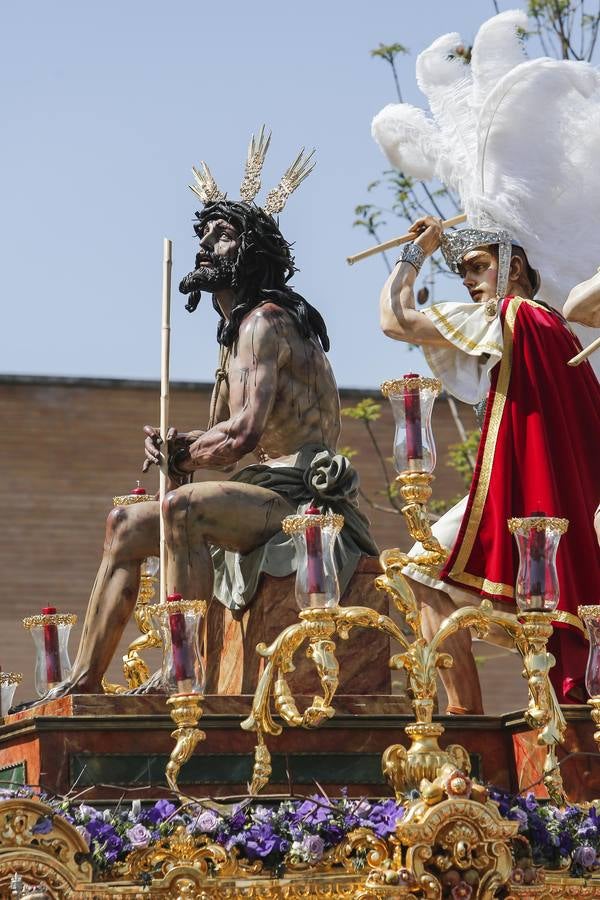 La procesión de la Hermanda de la Merced de Córdoba, en imágenes