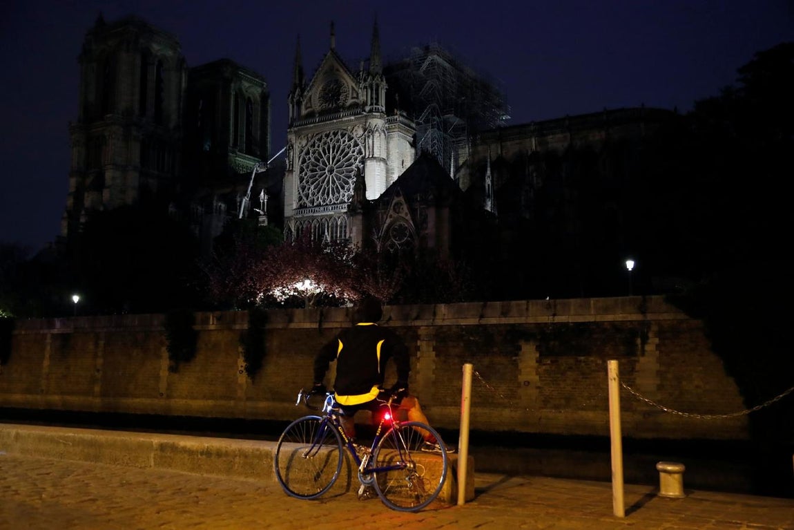 En imágenes: Así ha quedado la catedral de Notre Dame tras el incendio