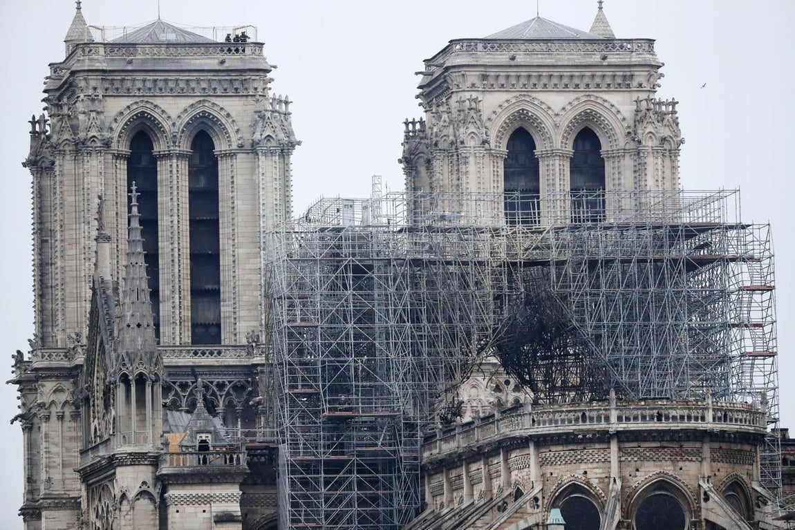 En imágenes: Así ha quedado la catedral de Notre Dame tras el incendio