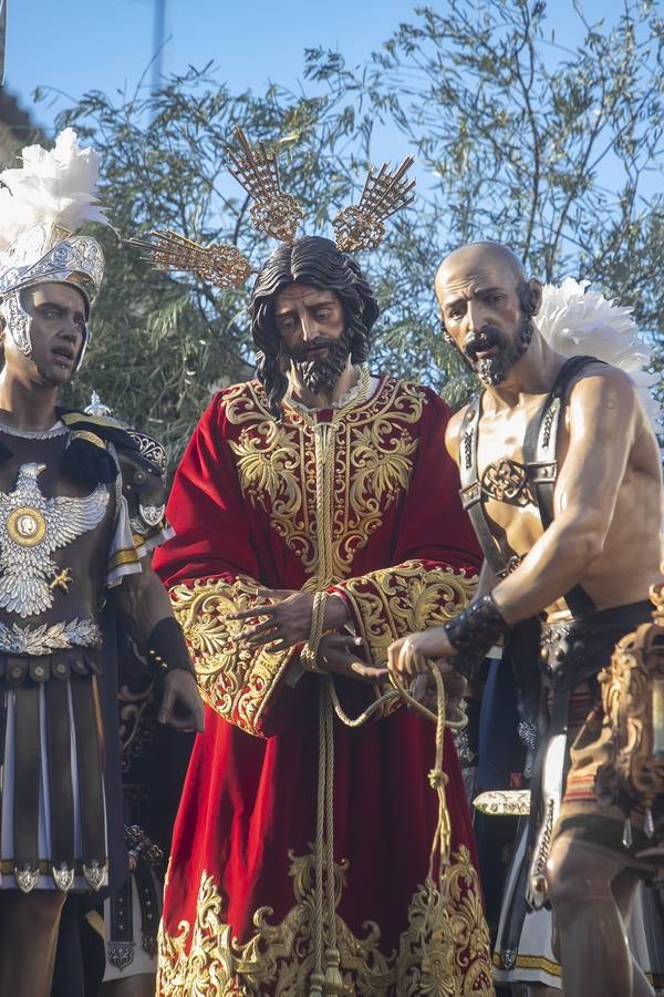 La procesión del Prendimiento de Córdoba, en imágenes