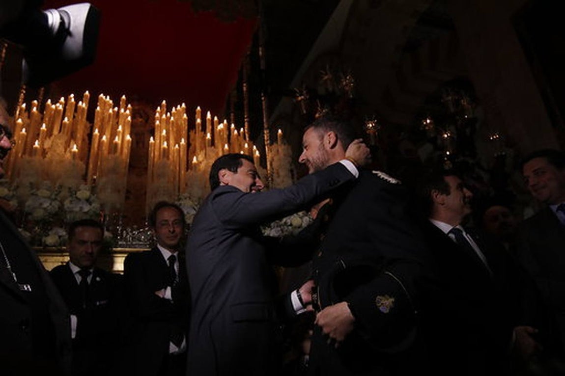 La visita de Juan Manuel Moreno a la Semana Santa de Córdoba, en imágenes