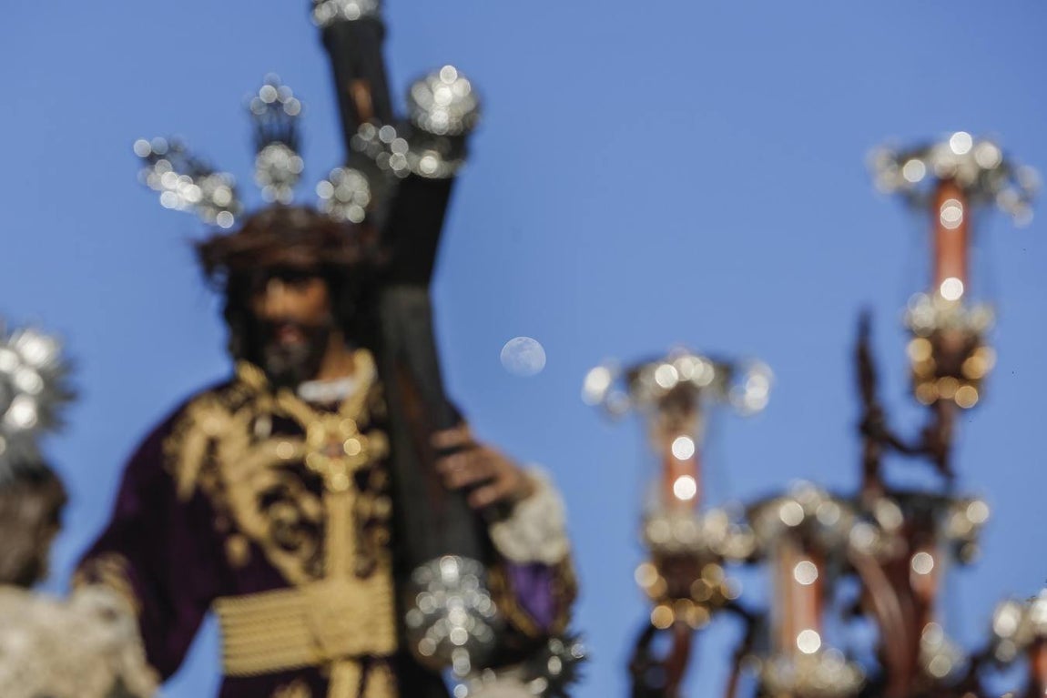 La procesión de la Santa Faz de Córdoba, en imágenes