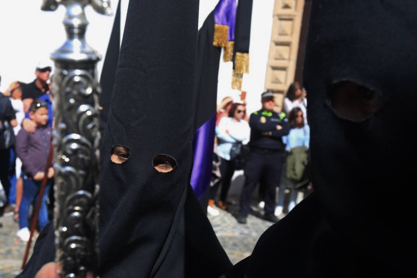 FOTOS: Sanidad brilla con su esplendor en el Martes Santo de Cádiz