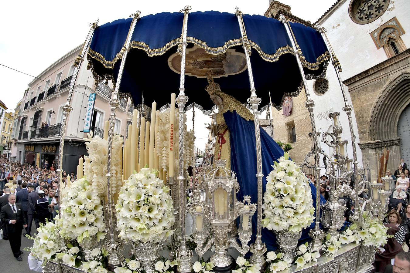 Salida de El Carmen Doloroso este Miércoles Santo, en imágenes