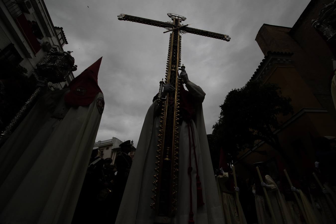 En imágenes, la estación de penitencia de La Lanzada