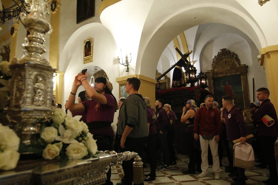 La lluvia de lágrimas en la Pasión por la suspensión, en imágenes