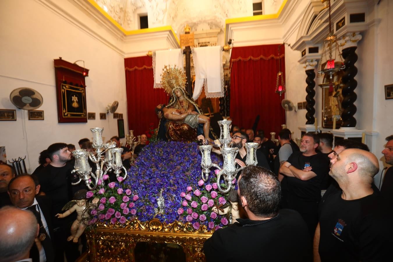 FOTOS: La última hermandad del Miércoles Santo, Caminito, también decidió no salir a la calle