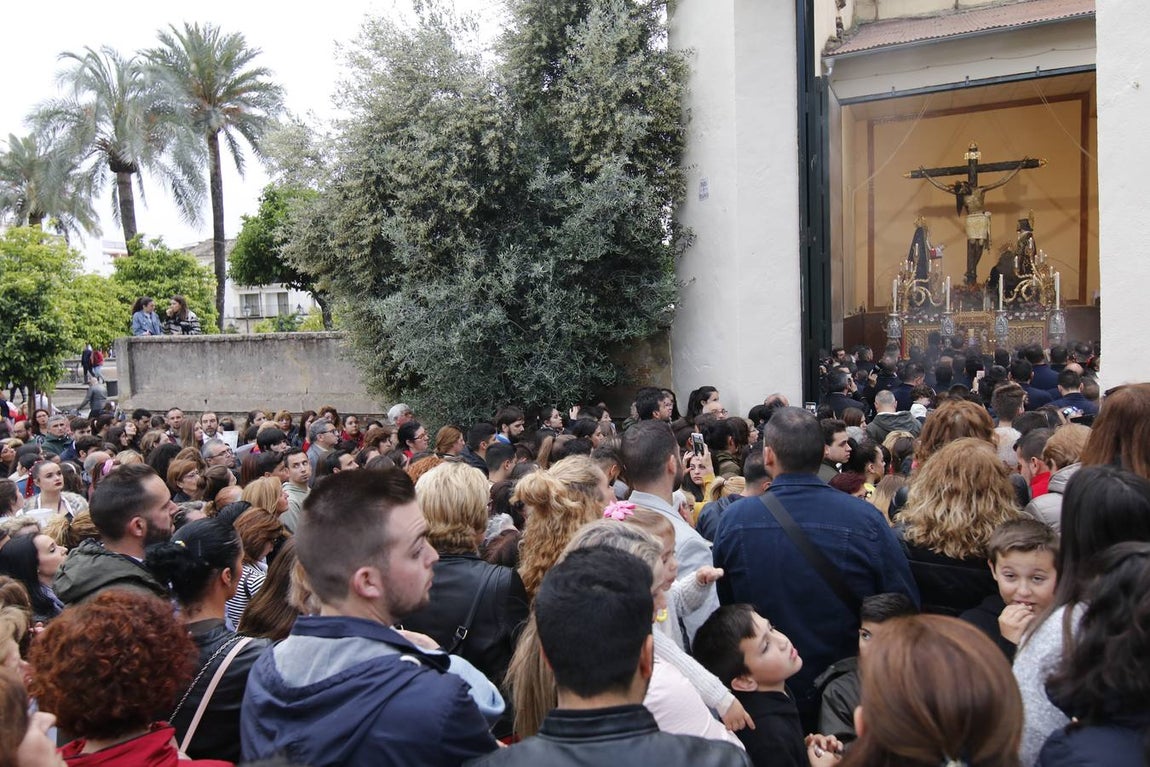 La tarde de la Hermandad de Gracia de Córdoba, en imágenes