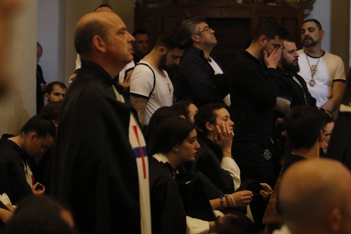 La tarde de la Hermandad de Gracia de Córdoba, en imágenes