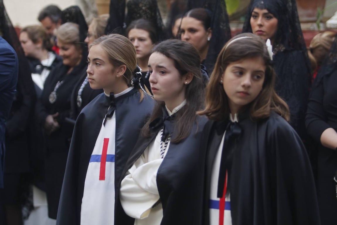La tarde de la Hermandad de Gracia de Córdoba, en imágenes