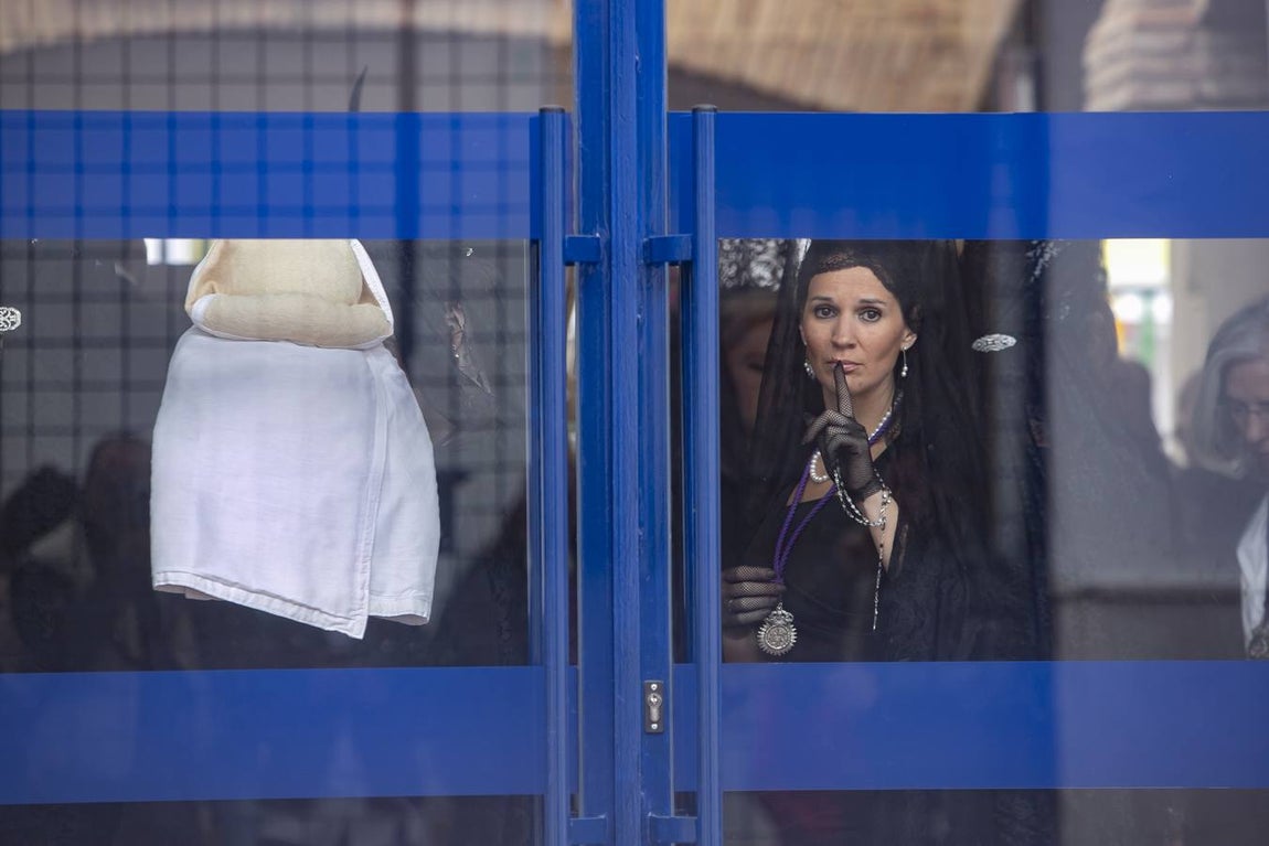 En imágenes, la pena del Nazareno de Córdoba