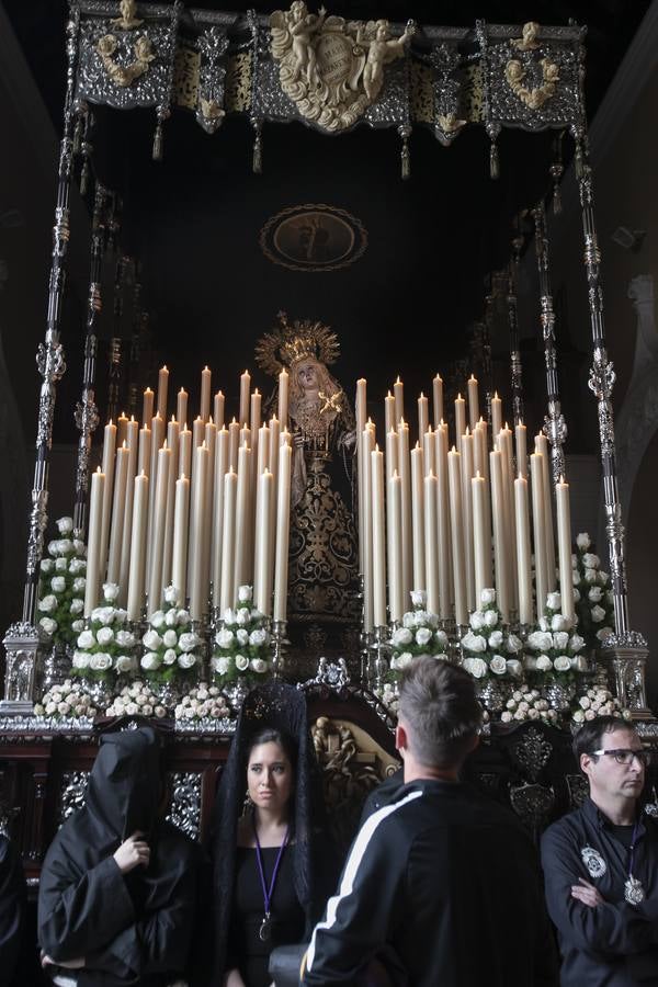 En imágenes, la pena del Nazareno de Córdoba