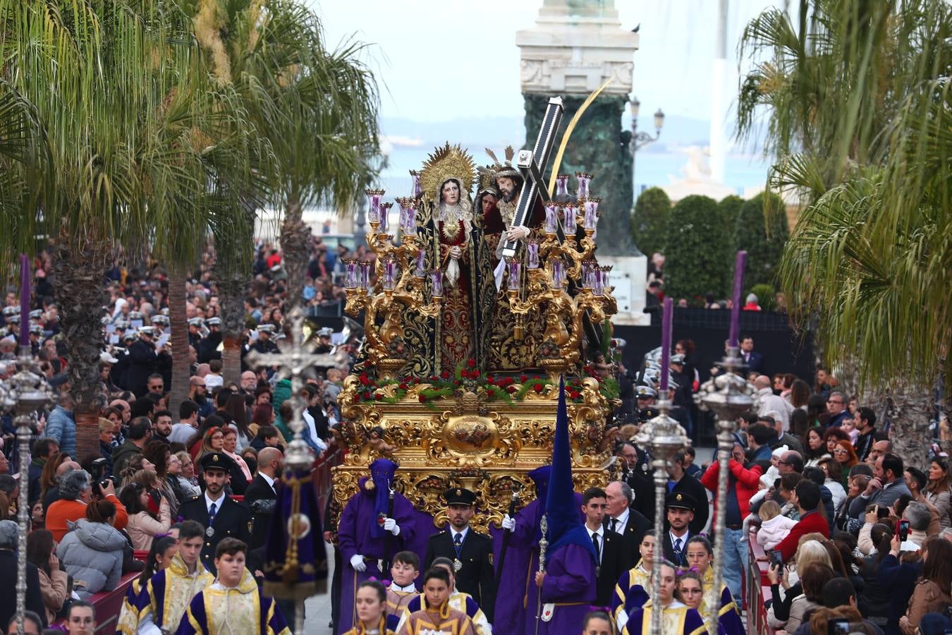 FOTOS: Afligidos en la Semana Santa de Cádiz 2019