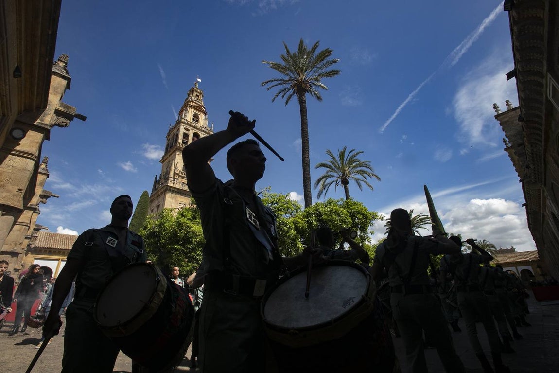 El vía crucis de la Caridad de Córdoba, en imágenes