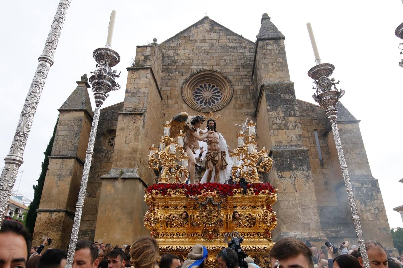 La procesión de Jesús Resucitado de Córdoba, en imágenes